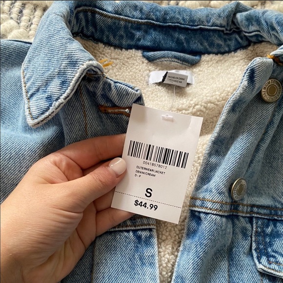 Sherpa denim jacket - Picture 3 of 7